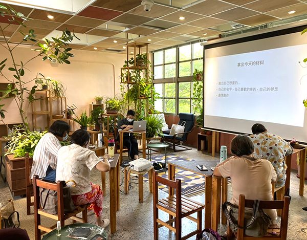 Support based creative programs for older adult community group